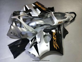 Oferta especial Carenado KAWASAKI ZX6R / 636 2000