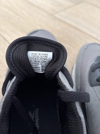 Zapatillas Reebok Talla 44 Gris y Negro