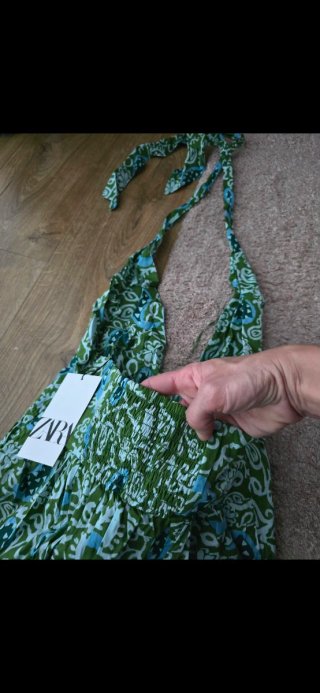 Vestido Zara verde y azul. Nuevo