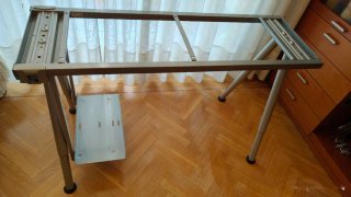 Escritorio regulable en altura, estructura acero