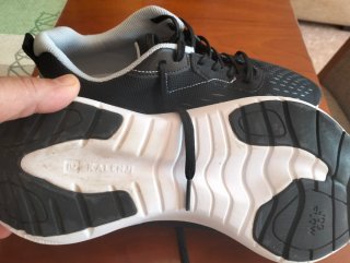 Zapatillas Kalenji Negras y Blancas