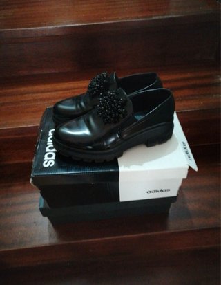 Scarpe nere con strass