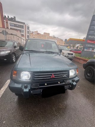 Mitsubishi Pajero v6  1995