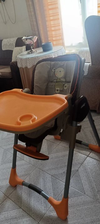 Trona bebé Jane con bandeja naranja