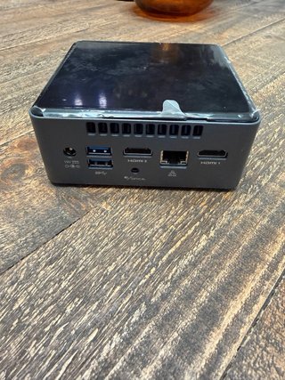 Intel NUC7JY Mini PC