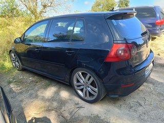 Volkswagen 5  2004
