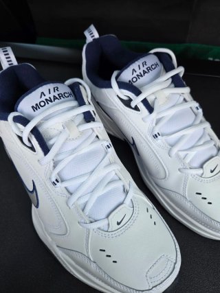 Nike Air Monarch IV Talla 44 Blanca Azul Nuevas