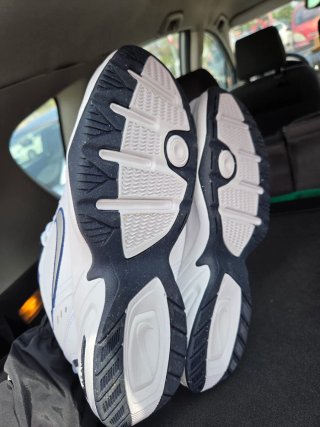 Nike Air Monarch IV Talla 44 Blanca Azul Nuevas