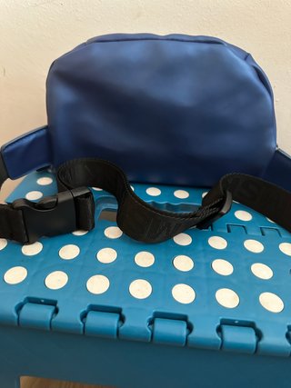 Riñonera azul Misako