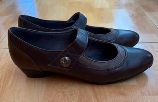 Zapatos Pitillos Marrones Talla 40