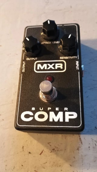 MXR Super Comp M132 Compresor Guitarra