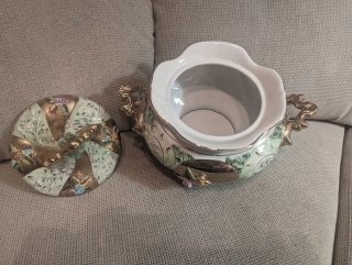 Sopera "Pereiras Valado", porcelana Portugal