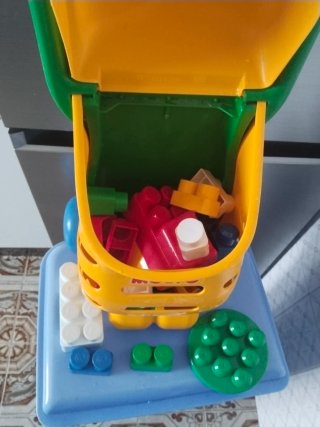 Carrito Oso Molto con Figuras Montables