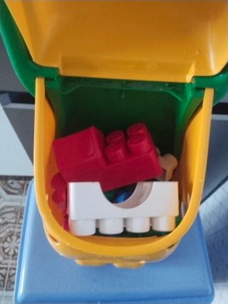 Carrito Oso Molto con Figuras Montables