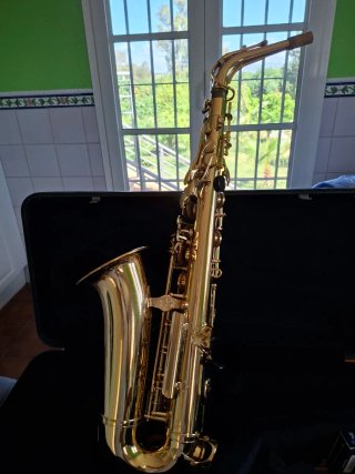 Saxofón Yamaha 275