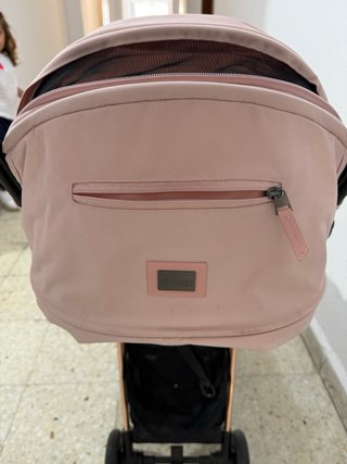 Silla de paseo Cybex coya Color Rose gold