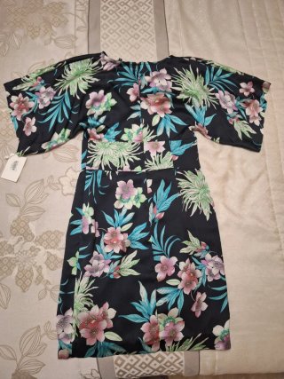 Vestido estampado floral Studio Clásico