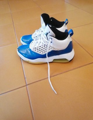 Scarpe Jordan Blu e Bianche