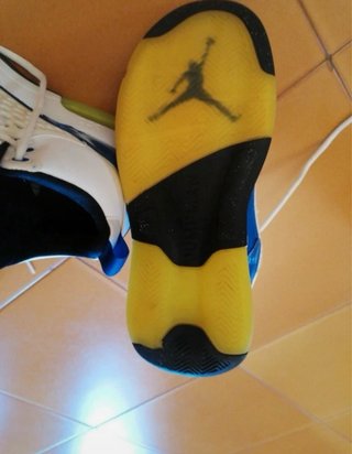 Scarpe Jordan Blu e Bianche