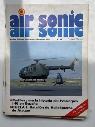 Lote mixto de revistas y fascículos de aviación