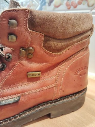 Botas de montaña Yellow Stone marrones