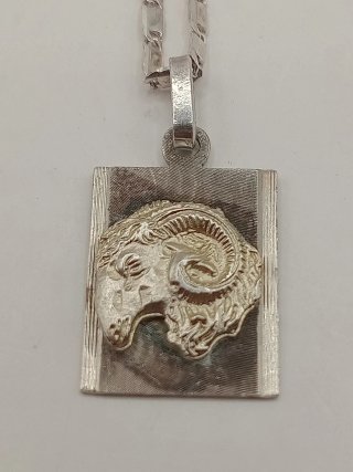 Collana uomo medaglietta ariete argento 925 oro