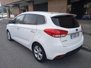 KIA Carens 2015