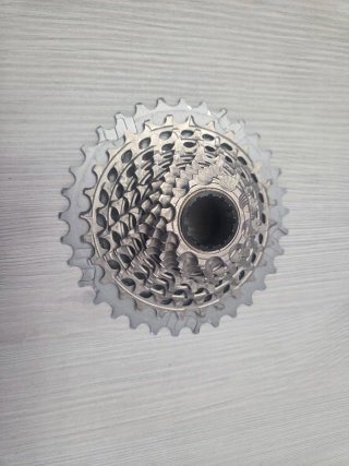 Cassetta Sram Red AXS 12v 10-33t