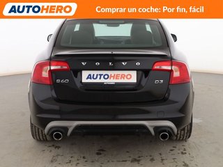 Volvo S60 2.0 D3 R-Design Momentum