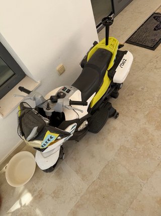 Bicicleta infantil Coche bucatti Moto policia