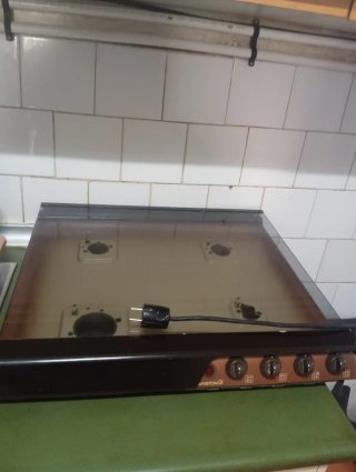 Último precio,Cocina 4 fuegos gas butano funcionan
