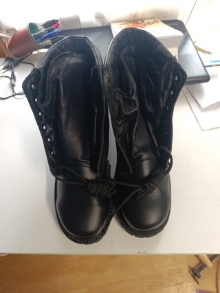 Botas militares negras