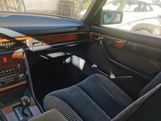 Mercedes-Benz 380 1983