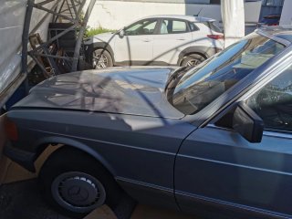 Mercedes-Benz 380 1983