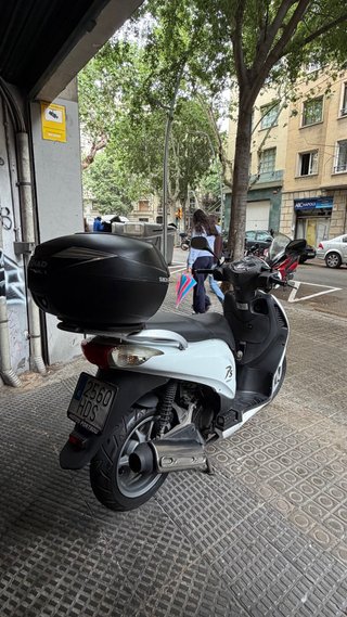 Moto Honda PS 125 con solo 34000 km
