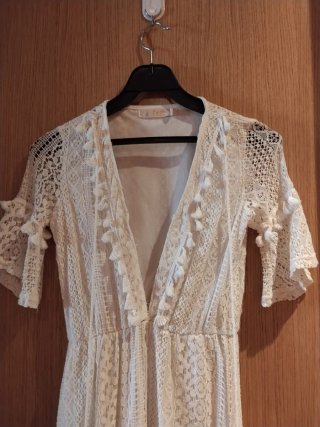 Vestido largo blanco roto estilo hippie