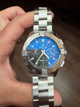 Breitling Avenger B01 Chronograph 42mm