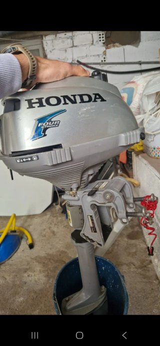Barca hinchable 2.3m + motor