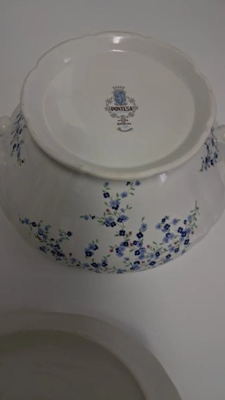 Sopera Pontesa de  Flores. Años 75/80 Sin estrenar