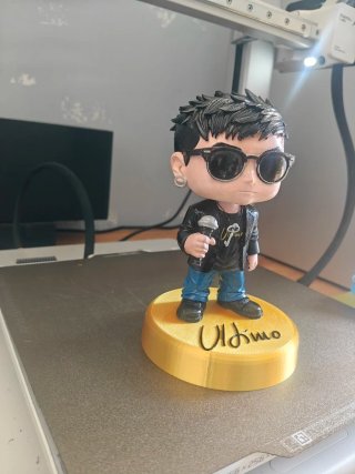 Fake Funko Pop Ultimo