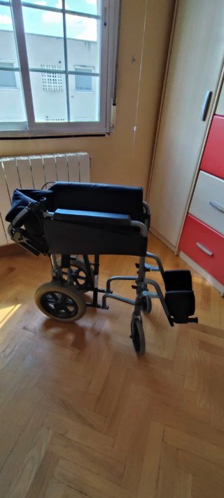 Silla ruedas plegable