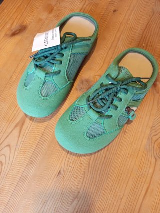 Chancletas-zuecos verdes a estrenar
