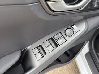 IONIQ 1.6 GDI HEV Klass DCT (141CV)