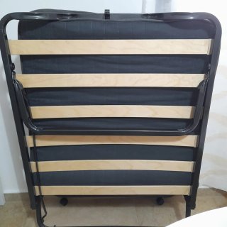 Cama Plegable Metálica con Somier