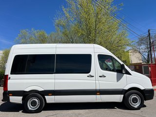 Volkswagen Crafter PRO Kombi 2.0TDI 109cv BMT 30 Medio TA