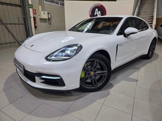 Porsche Panamera 4 E-Hybrid