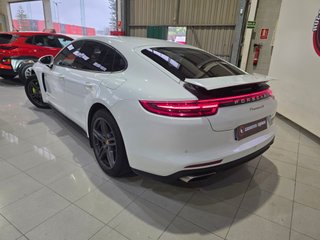 Porsche Panamera 4 E-Hybrid