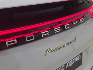 Porsche Panamera 4 E-Hybrid