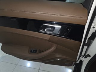 Porsche Panamera 4 E-Hybrid