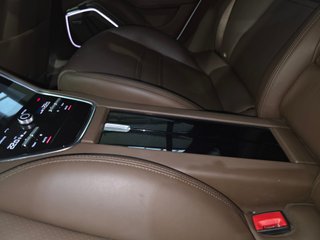 Porsche Panamera 4 E-Hybrid